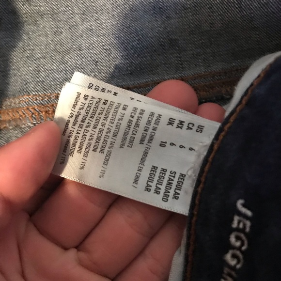 American eagle ripped jeggings - Picture 4 of 5